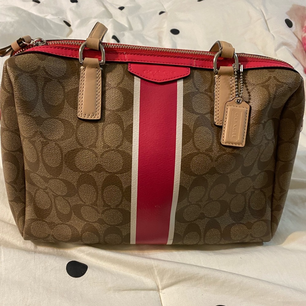 Women’s coach purse